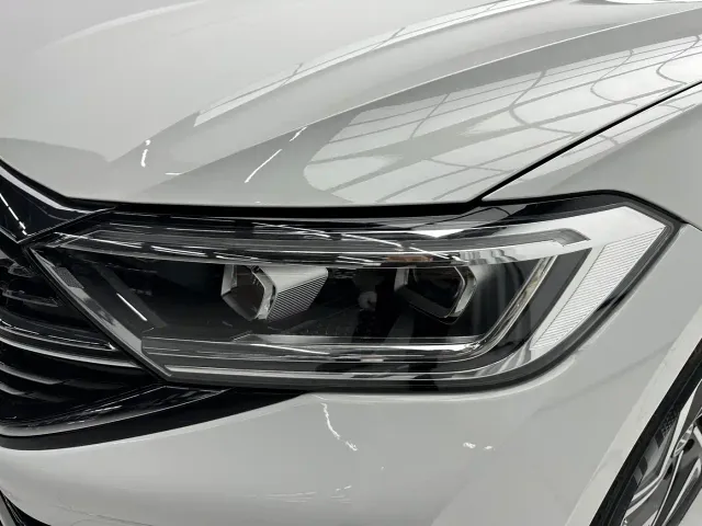 Volkswagen Sagitar — Фото автомобиля 11