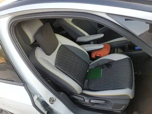Volkswagen ID.3 — Фото автомобиля 24