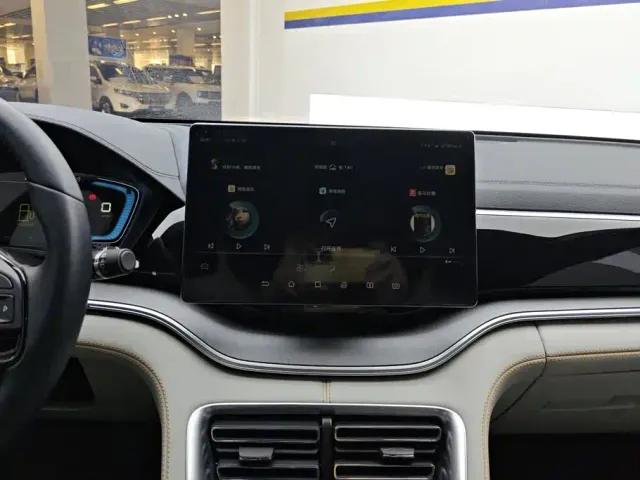 BYD Song PLUS — Фото автомобиля 12