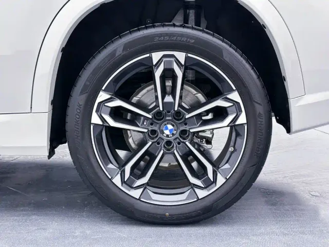 BMW X1 — Фото автомобиля 29