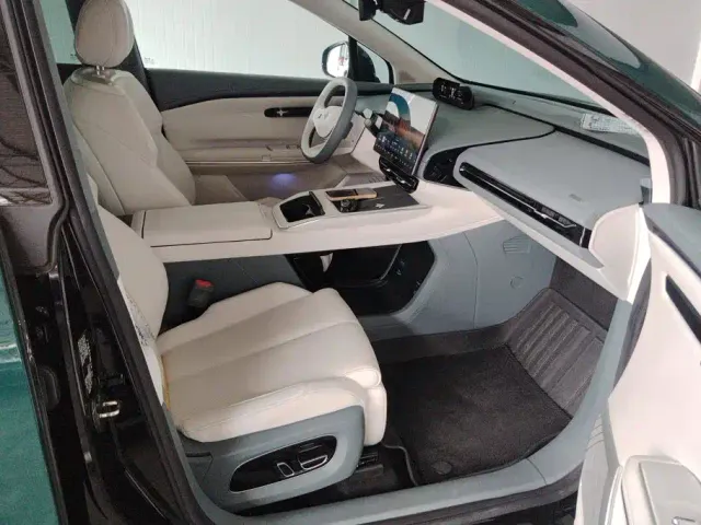 GAC Hyptec HT — Фото автомобиля 7