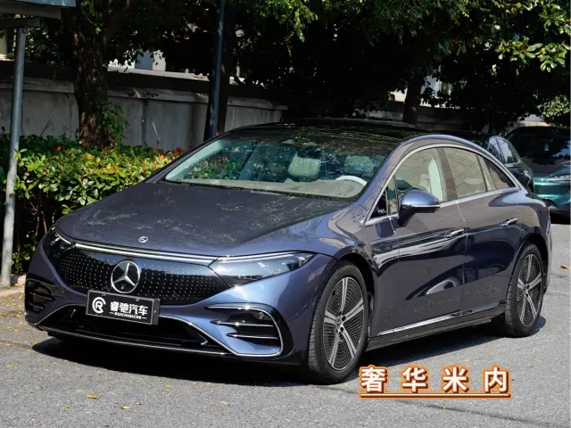 Фотография автомобиля — Mercedes-Benz EQS