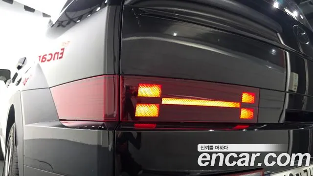 Hyundai Santa Fe MX5 — Фото автомобиля 8