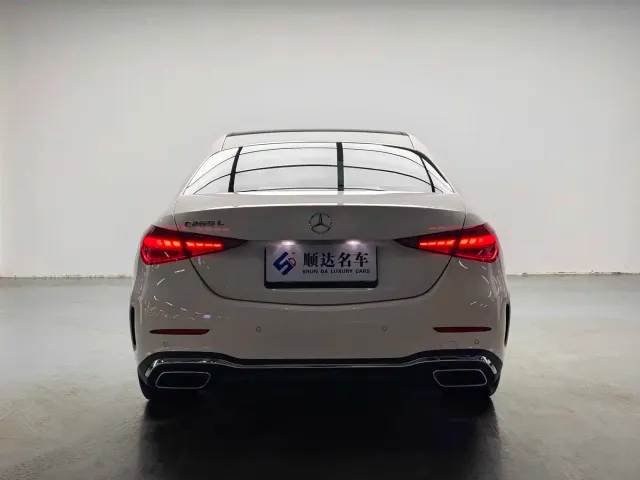 Mercedes-Benz C-Class — Фото автомобиля 3
