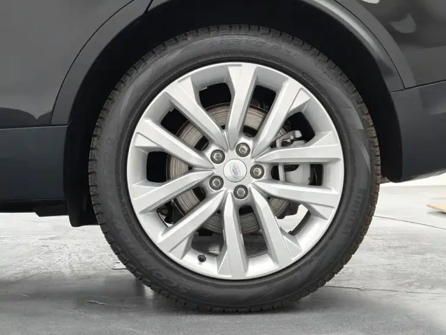 Land Rover Discovery — Фото автомобиля 10
