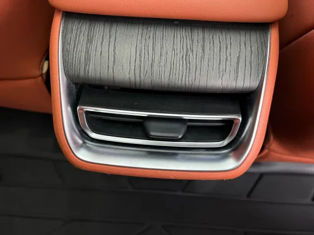 Changan CS75 Plus — Фото автомобиля 23