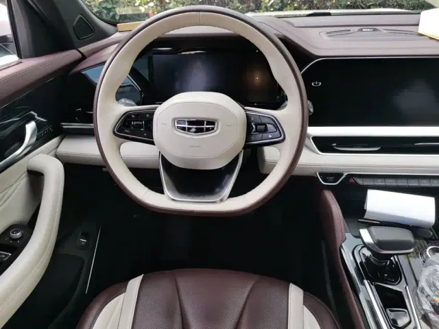 Geely Xingyue L — Фото автомобиля 11