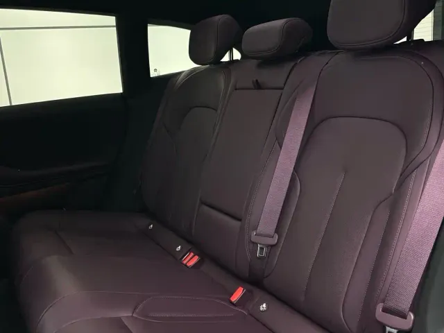 Nio ET5 Touring — Фото автомобиля 17