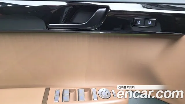 Hyundai Grandeur GN7 — Фото автомобиля 25