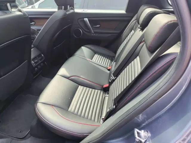 Land Rover Discovery Sport — Фото автомобиля 12