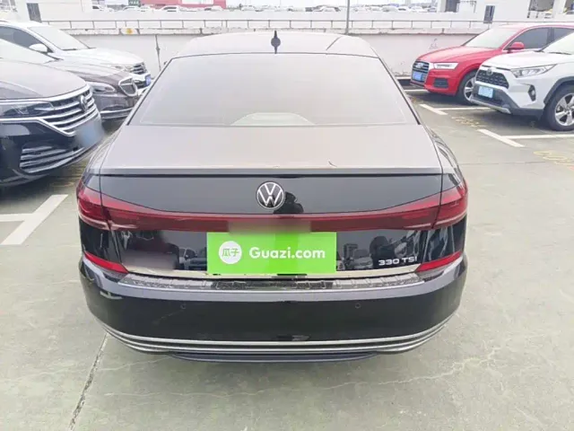 Volkswagen Passat 2023 330TSI Starlight Premium Edition — Фото автомобиля 5