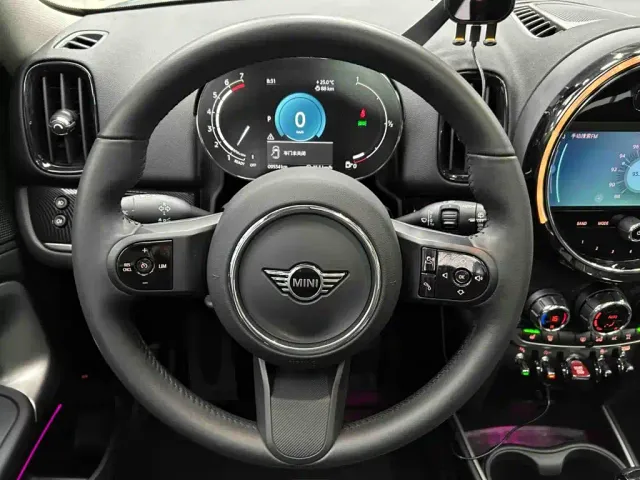 MINI Countryman — Фото автомобиля 8
