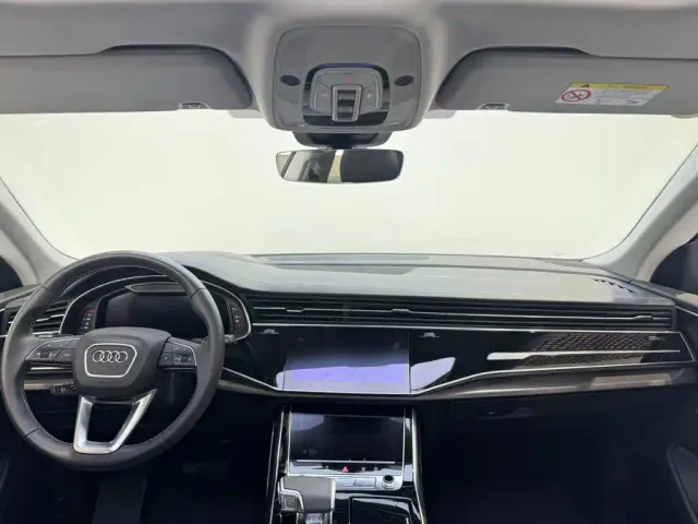 Audi Q8 — Фото автомобиля 7