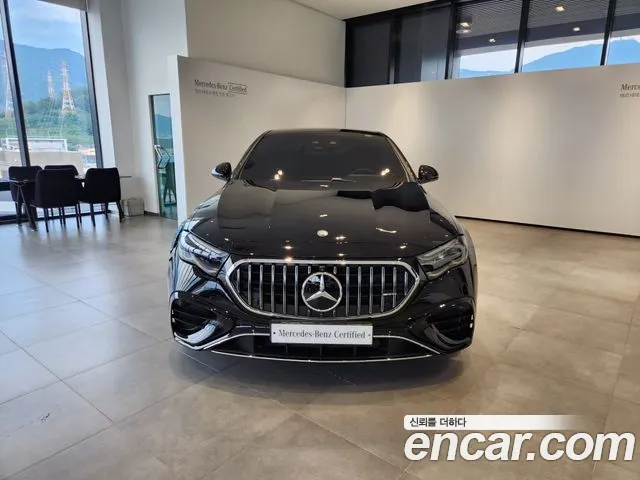 Mercedes-Benz E-Class — Фото автомобиля 6