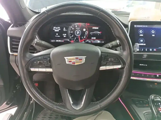 Cadillac CT5 — Фото автомобиля 10