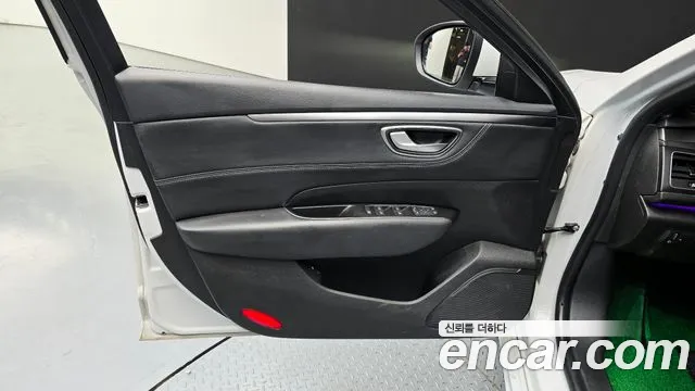 Renault Korea SM6 New — Фото автомобиля 13