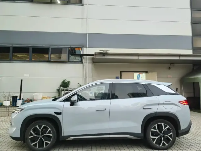 BYD Song L DM-i — Фото автомобиля 4