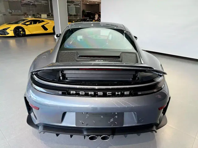 Porsche 911 — Фото автомобиля 3