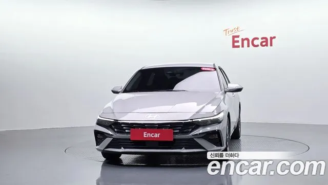 Hyundai AVANTE Новый Avante (CN7) — Фото автомобиля 3