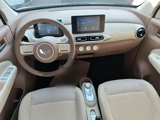 Wuling Hongguang Mini EV — Фото автомобиля 9