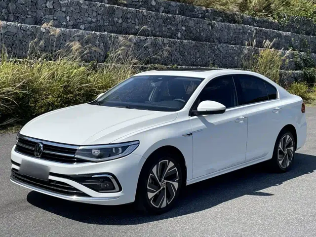 Фотография автомобиля — Volkswagen Bora