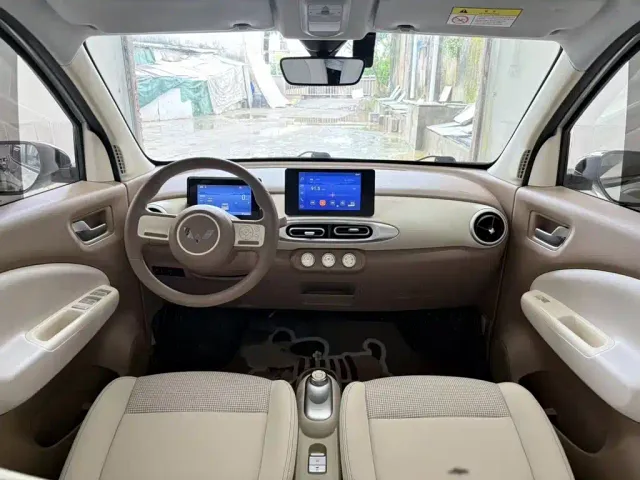 Wuling Hongguang Mini EV — Фото автомобиля 10