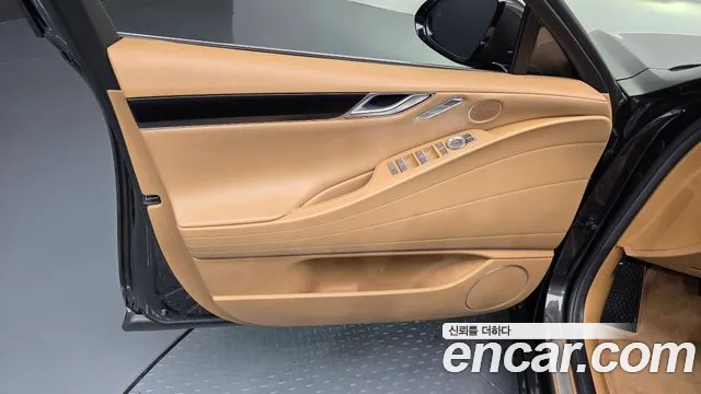 Genesis G80 RG3 — Фото автомобиля 13