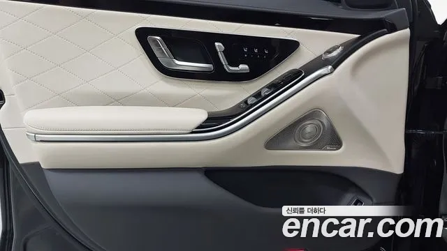 Mercedes-Benz S-Class — Фото автомобиля 15
