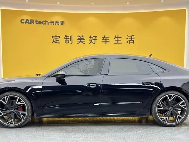 Audi A7L — Фото автомобиля 7
