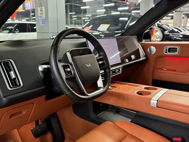 Li Auto L7 — Фото автомобиля 9