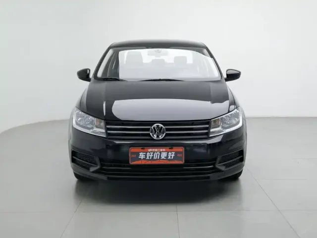 Volkswagen Santana — Фото автомобиля 3