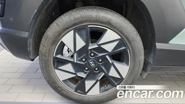 Hyundai Kona SX2 — Фото автомобиля 5