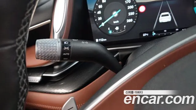 Genesis G90 Бензин 3.5 турбо AWD — Фото автомобиля 25