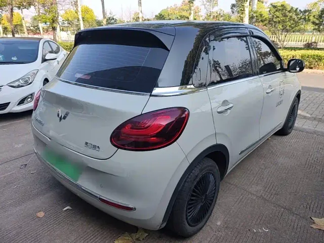 Wuling Bingo — Фото автомобиля 6