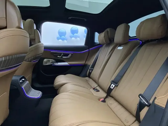 Mercedes-Benz Mercedes-Benz E-Class 2025 Facelift E 300 L Luxury — Фото автомобиля 21