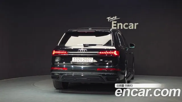Audi Q7 55 TFSI quattro Premium — Фото автомобиля 4