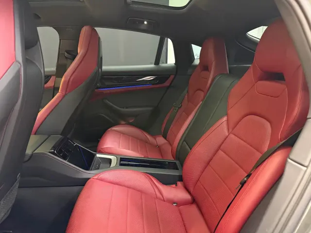 Porsche Panamera — Фото автомобиля 11