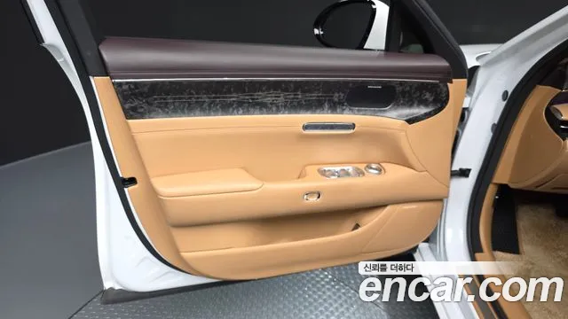 Genesis G90 RS4 — Фото автомобиля 13