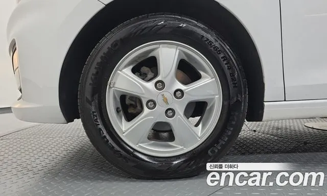 Chevrolet Spark The New — Фото автомобиля 5