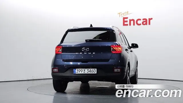 Hyundai Venue — Фото автомобиля 4