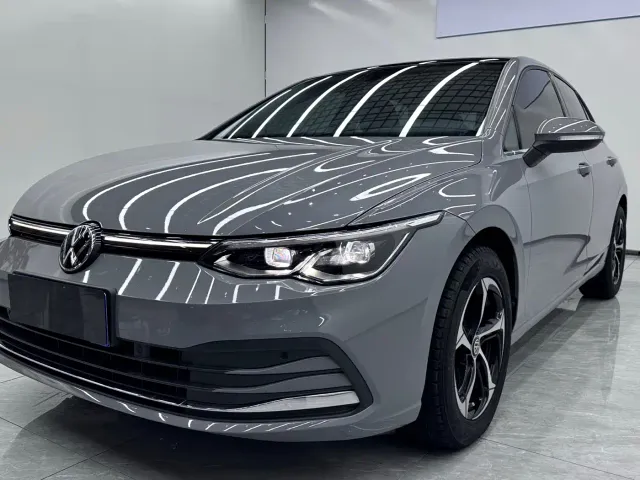 Фотография автомобиля — Volkswagen Golf