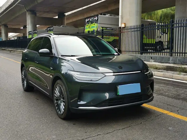 Leapmotor C11 — Фото автомобиля 8