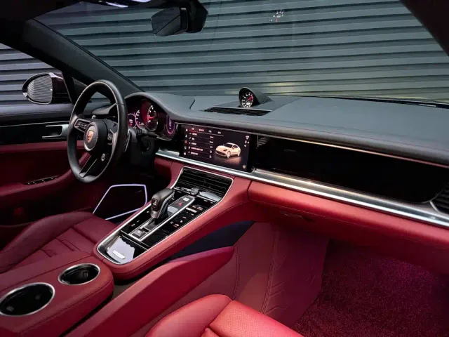 Porsche Panamera — Фото автомобиля 20