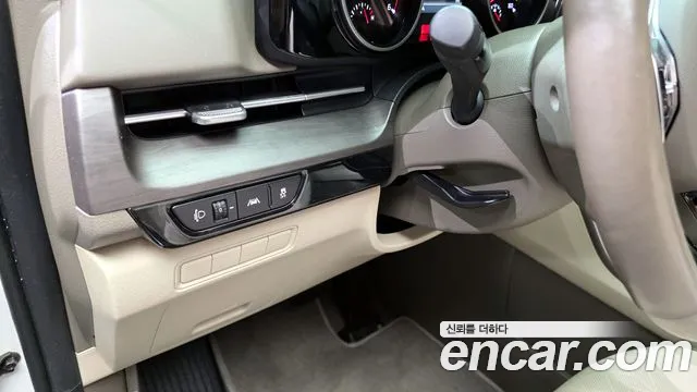 Kia Canival Carnival 4 поколение 11 мест Prestige — Фото автомобиля 15