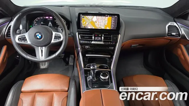 BMW 8 Series G15 — Фото автомобиля 10
