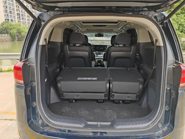 GAC Trumpchi M8 — Фото автомобиля 9