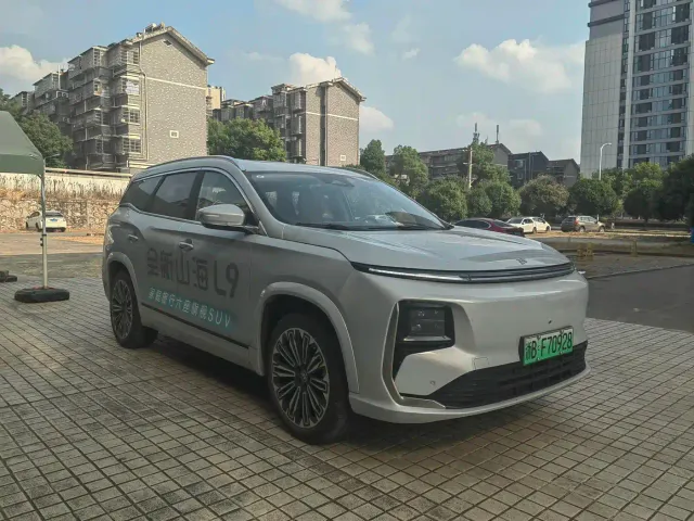 Jetour Shanhai L9 — Фото автомобиля 3