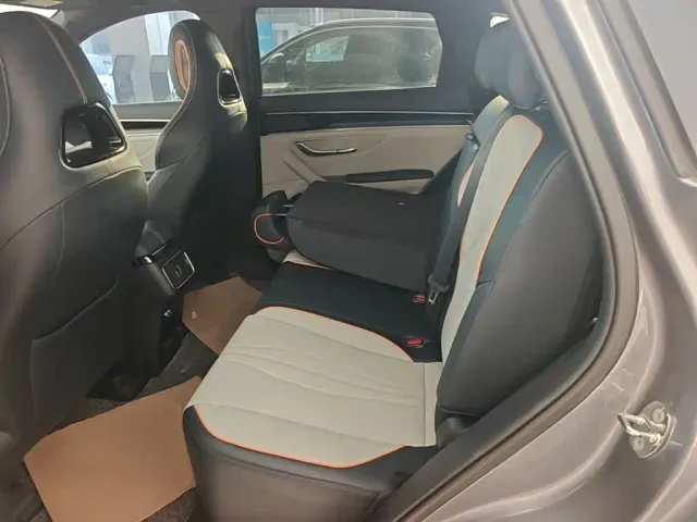 BYD Song PLUS — Фото автомобиля 16