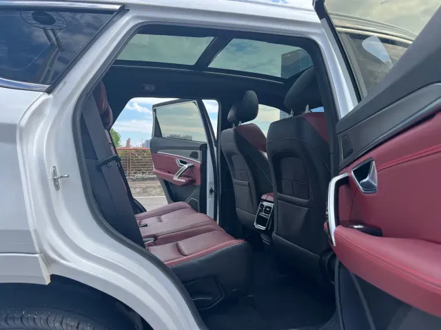Jetour X70 Plus — Фото автомобиля 13