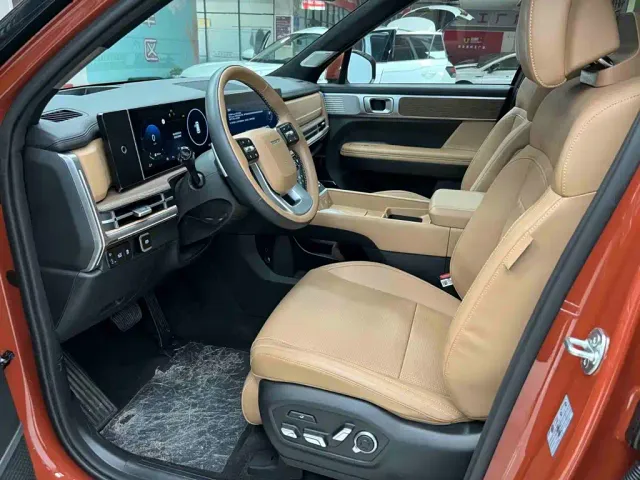 Hyundai Santa Fe — Фото автомобиля 17